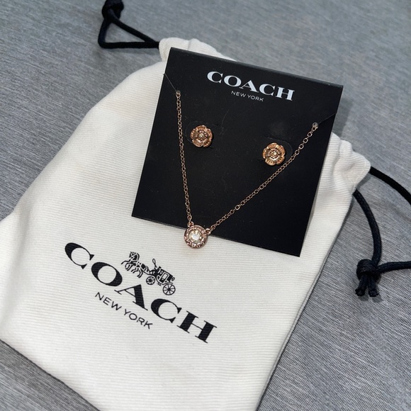 Coach Tea Rose 3-Piece Jewelry Set - Picture 2 of 4
